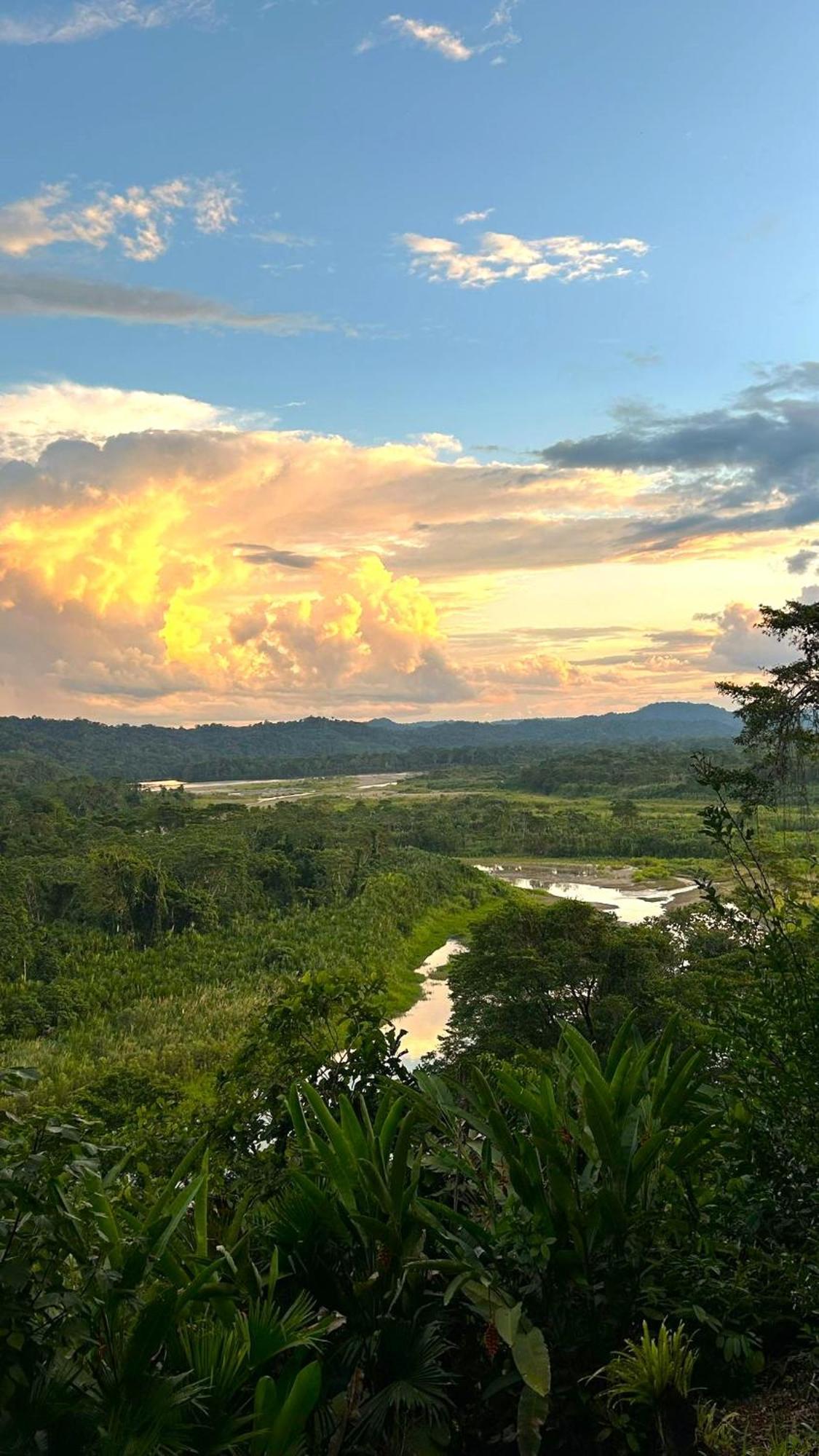 Gaia Amazon Eco Lodge Ahuano Exterior photo